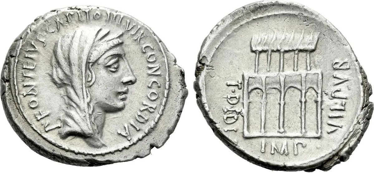 The Roman Republic. P. Fonteius P.f. Capito and T. Didius. AR Denarius (4.00gr).