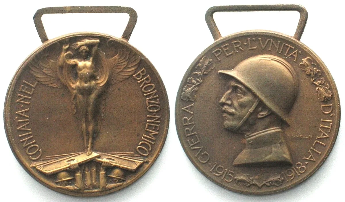 1920 1920 COMMEMORATIVE MEDAL FOR THE ITALO-AUSTRIAN WAR 1915-1918 bronze UNC-