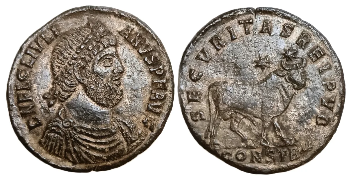Julian II Æ Double Maiorina. Constantinople, AD 361-363.