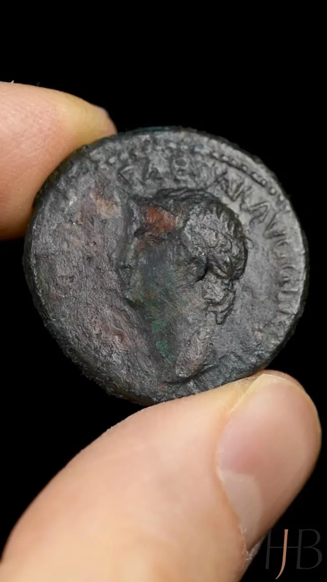 Nero.