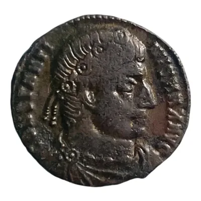 Constantine I. Bronze Ae2. Rome mint. 330–331 CE.