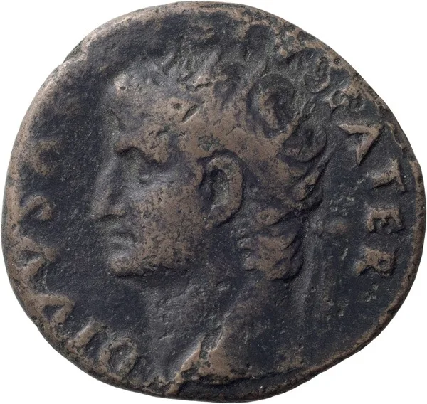 Divus Augustus restored by Titus. 40-as
