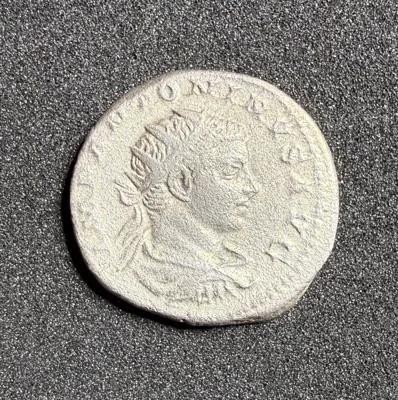 Elagabalus. AD 218-222. AR Antoninianus (21mm, 5.57g). Rome Mint. Struck 218-222