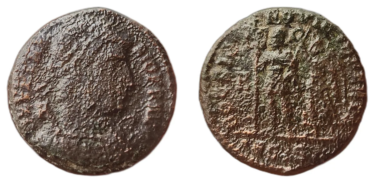 Centenionalis — Vetranio — Hoc Signo Victor Eris