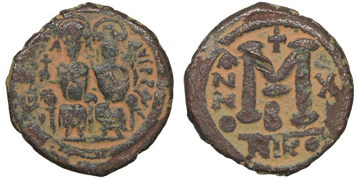 b26 Justin II and Sophia, AE, Follis. (Bronze, 13.75 g. 31 mm.) Nicomedia. 565-578 AD
