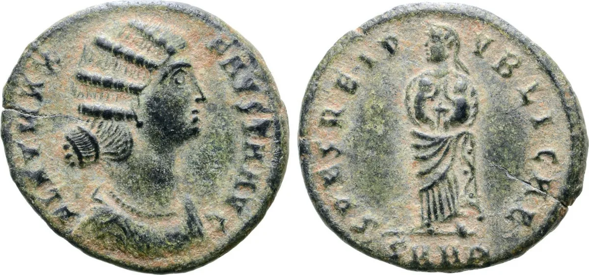 Fausta (wife of Constantine I) Æ Nummus. Heraclea, AD 325-326.