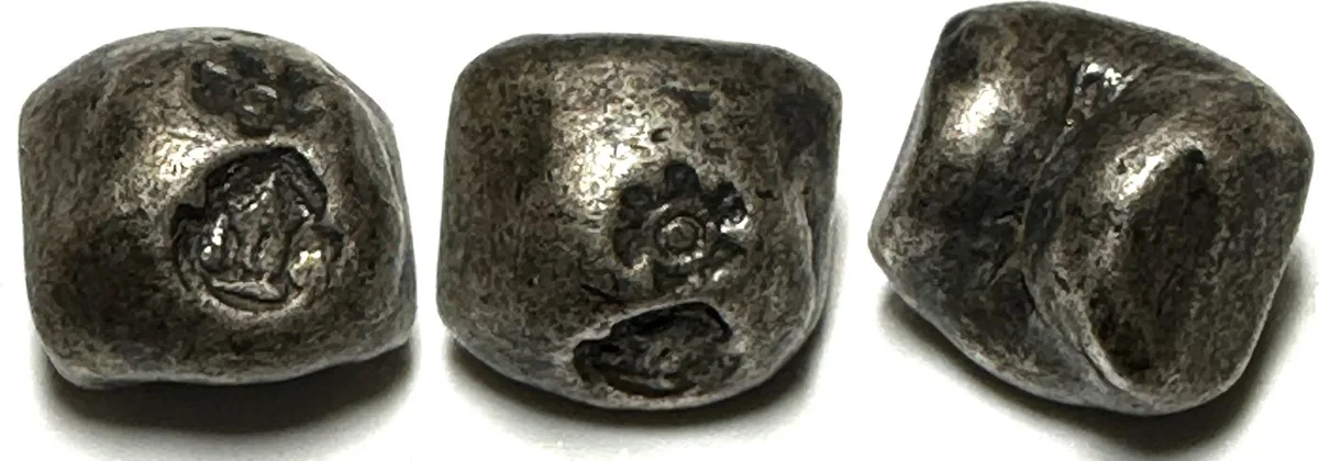 1824-1851 THAILAND Salung (1/4 Baht) RAMA III (1824-1851), Prasat, Pot Duang Bullet Coin VF+