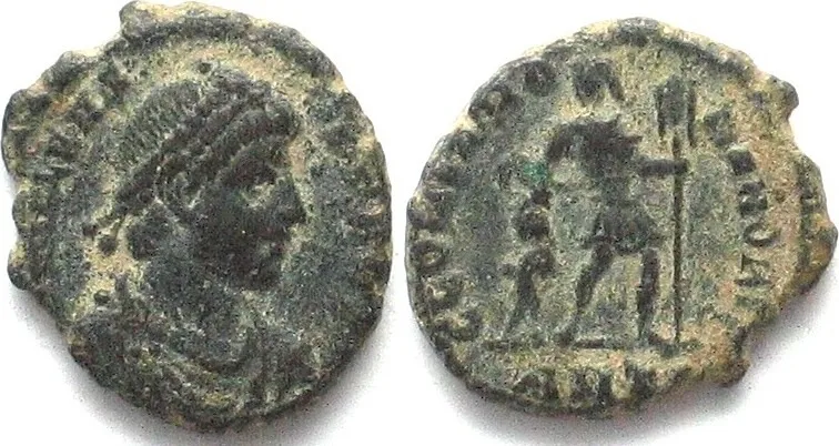 364-378 VALENS (364-378 AD). AE Follis, ANTΓ, Antioch mint, GLORIA ROMANORVM, VF