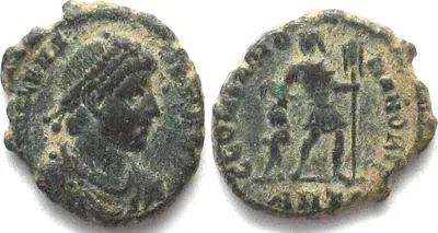 364-378 VALENS (364-378 AD). AE Follis, ANTΓ, Antioch mint, GLORIA ROMANORVM, VF