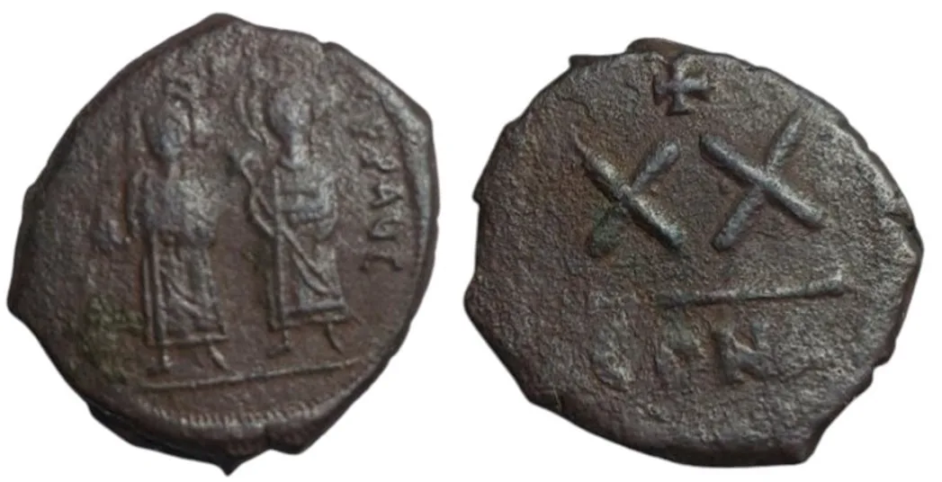Phocas & Leontia 602-610 AD, AE 24.5mm 6.54gm half follis, Constantinople