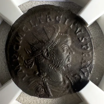 Tacitus — Antoninianus, AEQVITAS AVG, Lugdunum