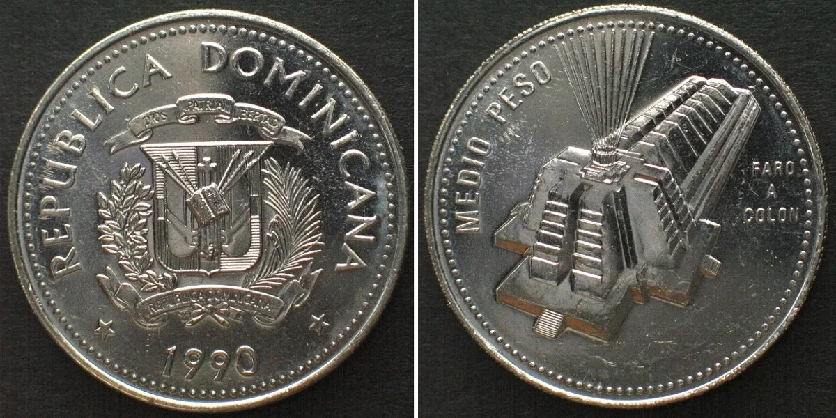 1990 DOMINICAN REPUBLIC. 1/2 Peso 1990, Beacon at Colon, NATIONAL CULTURE UNC-