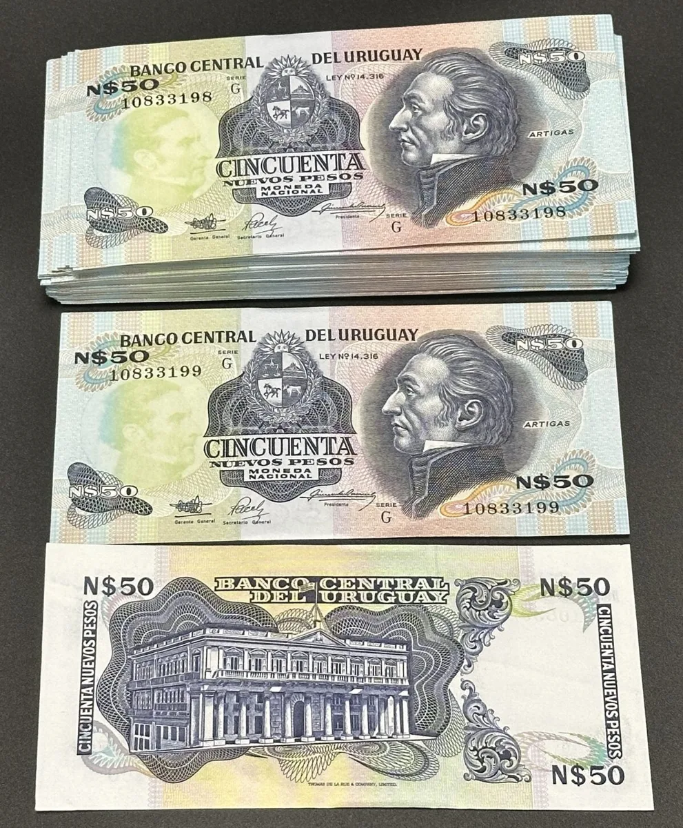 1989 URUGUAY 130 x 50 Pesos 1989 Series G, Artigas UNC, CONSECUTIVE SERIAL NUMBERS UNC