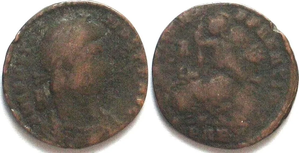 348-350 CONSTANTIUS II (324-361 AD). AE Maiorina, 348-350, Arelate mint (Arles) F-VF