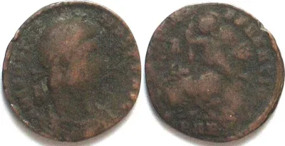 348-350 CONSTANTIUS II (324-361 AD). AE Maiorina, 348-350, Arelate mint (Arles) F-VF