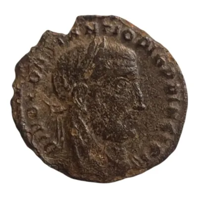 Constantine I. Bronze Ae2. Thessalonica mint. 317–318 CE.