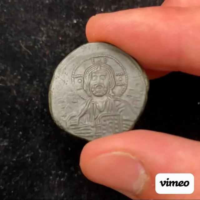 Anonymous Class A, Attributed to the Joint Reign of Basil II and Constantine VIII. Follis