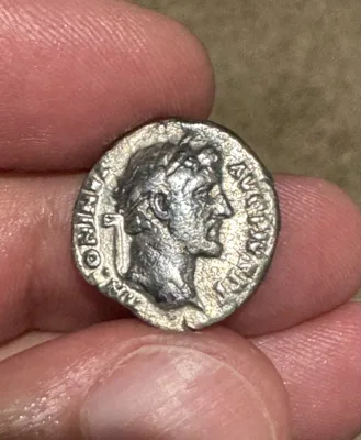 Antoninus Pius denarius, RIC 137