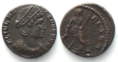 337-340 HELENA, Mother of Constantine I. AE Follis 14mm, 337-340, Trier mint, UNC-!