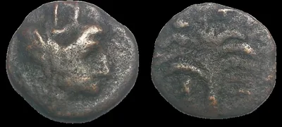 Phoenicia, Tyre 2nd-1st century BC. AE 14mm 1.54gm Turreted Tyche / Palm Tree