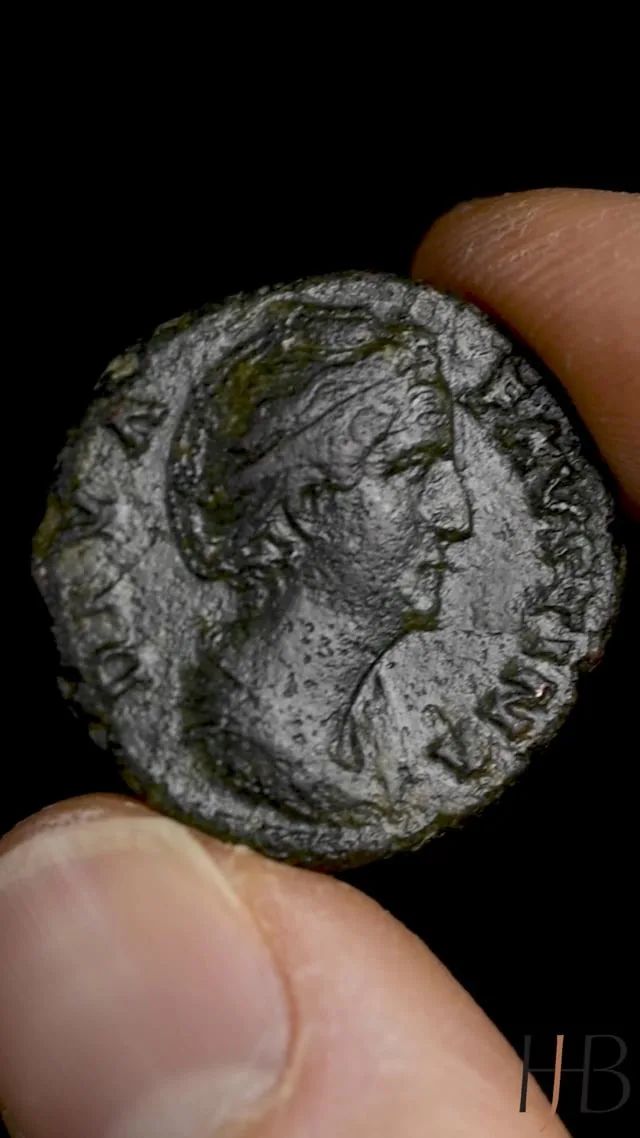 Faustina I, Diva. 40-as