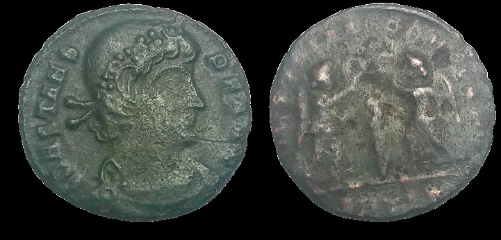 Roman Constans as Augustus 337 to 350 AD (Struck 347–348 AD).AE 15.5mm 1.47gm of Thessalonica. Scarce