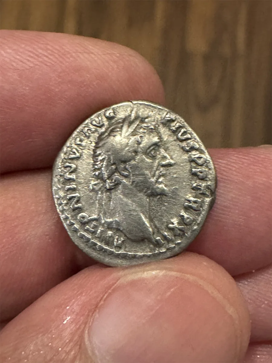 Antoninus Pius denarius, RIC 181