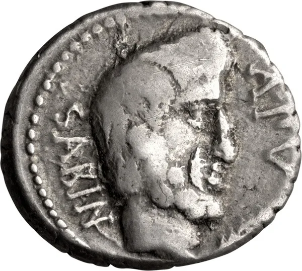 L. Titurius L.f. Sabinus. Denarius
