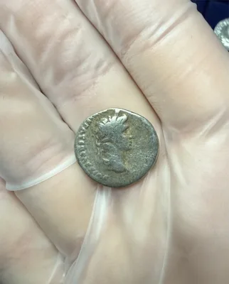 Augustus. 27 BC - 14 AD. AR Denarius (18mm, 3.73g). Rome Mint. Struck 2BC - 4AD