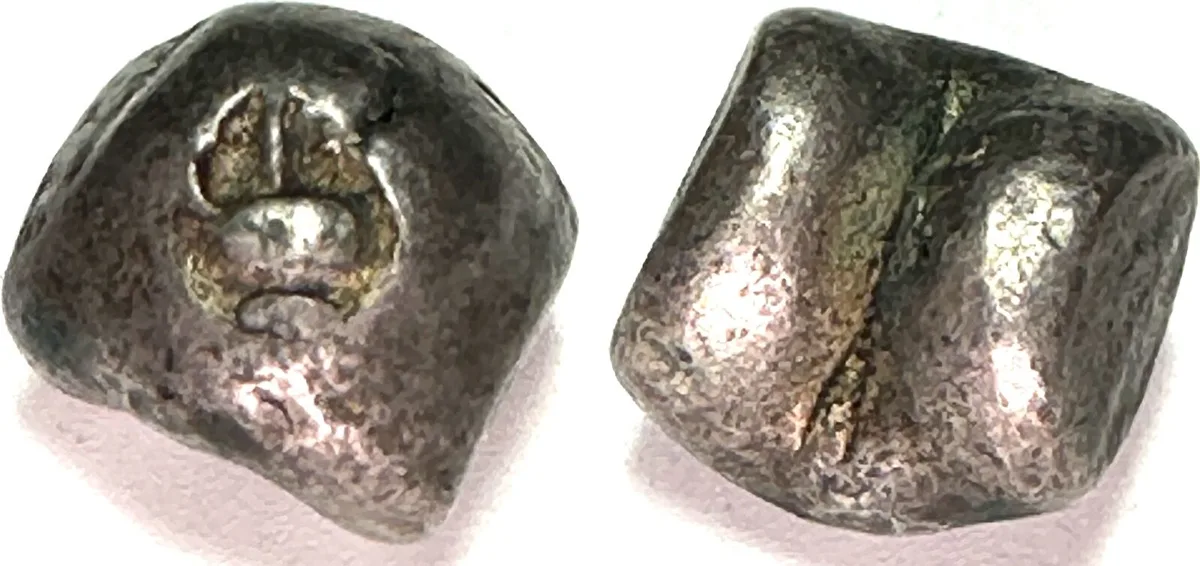 1851-1868 THAILAND Salung (1/4 Baht), RAMA IV 1851-68 P'ra Tao, Pot Duang Bullet Coin VF+