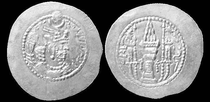 SASANIAN KINGS, Yazdgird II. 438-457 AD. AR 30mm 4.17gm Drachm, Choice AU.