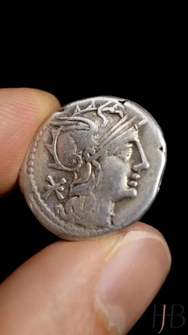 P. Maenius Antiaticus M.f.. Denarius