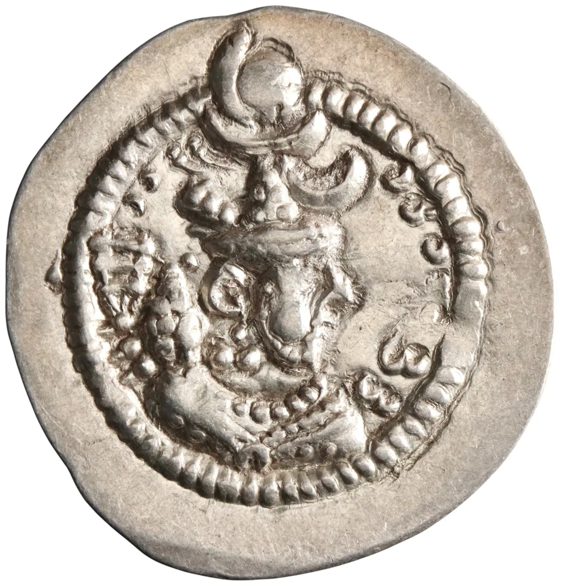 Sasanian: Peroz (457-484), silver drachm (3.51g), LYW (Rew-Ardashir) mint, 457-484 CE.