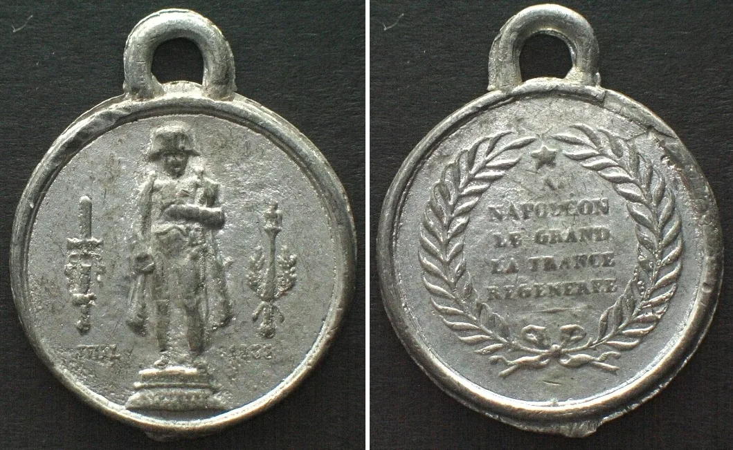 1833 NAPOLEON I. Restoration of the Statue on the column of Austerlitz 1833, tin 26mm AU