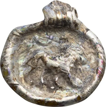 Roman Glass Lion Pendant
