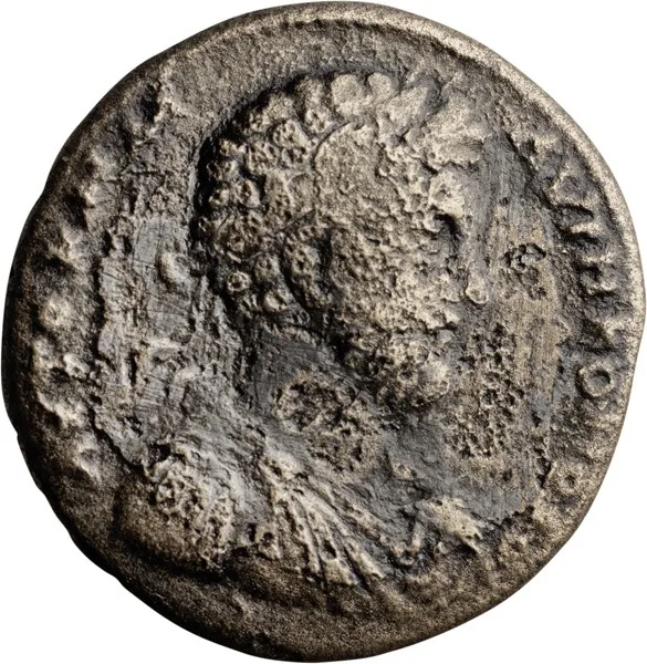 Commodus. AE 34