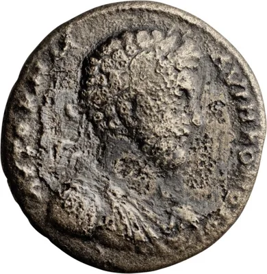 Commodus. AE 34