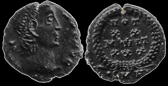 Constans as Augustus 337 to 350 AD (Struck 347-348 AD) AE4 13.7mm 2gm, Heraclea Black Patina