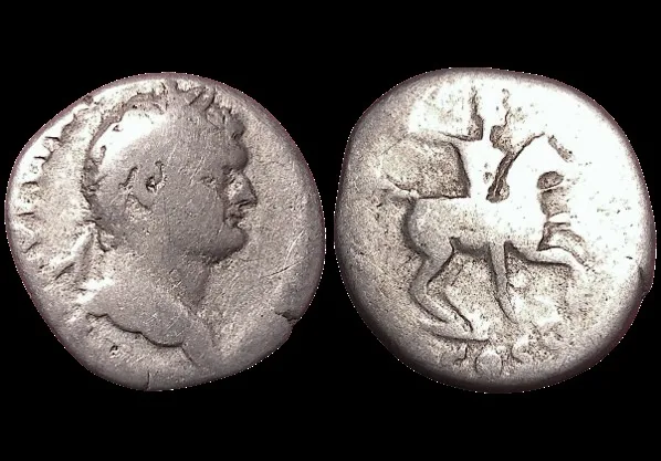 DOMITIAN, as Caesar (Struck 77-78 AD) AR 16mm, 3.2gm Denarius. Rome, Scarce.