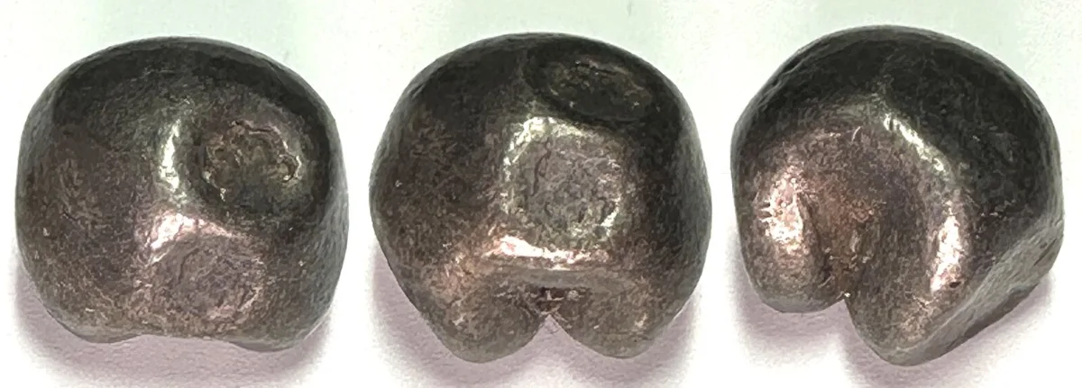 1612-1628 THAILAND. Ayutthaya 1 Baht SONGTHAM (1611-28) Bua, Pot Duang Bullet Coin, silver F+