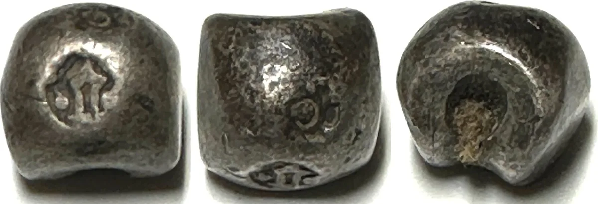 1824-1851 THAILAND Salung (1/4 Baht) RAMA III (1824-1851), Prasat, Pot Duang Bullet Coin VF