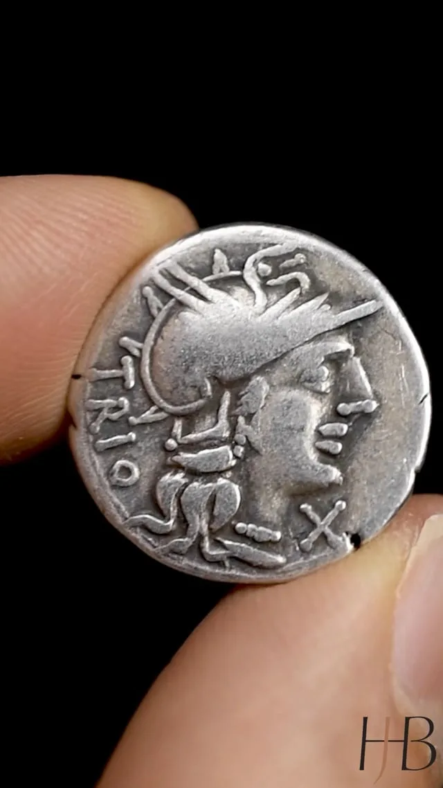 Cn. Lucretius Trio. Denarius