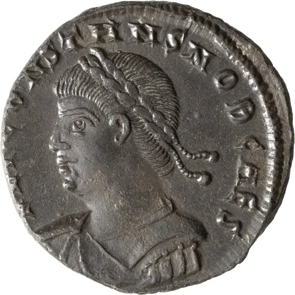 Constans as Caesar. AE 3, Reduced Follis