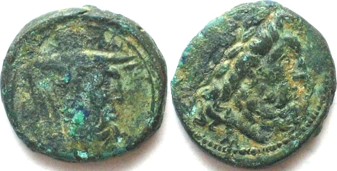 -219/-211 AKARNANIA. Oiniadai, AE 22mm 219-211 BC Zeus / Acheloös VF+