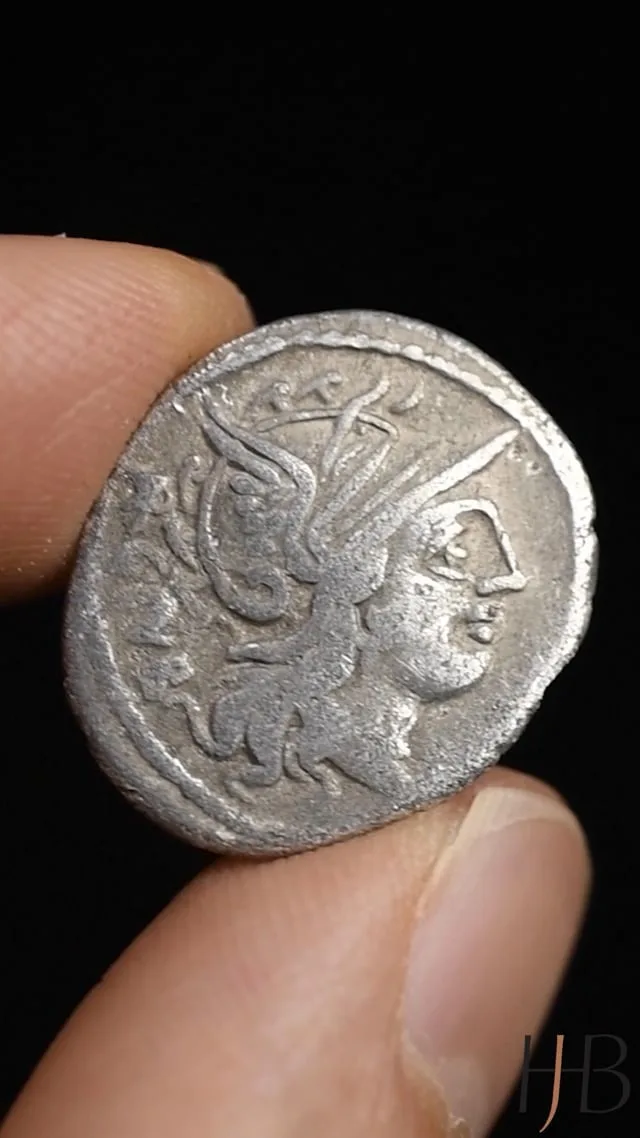 L. Sentius C.f.. Denarius