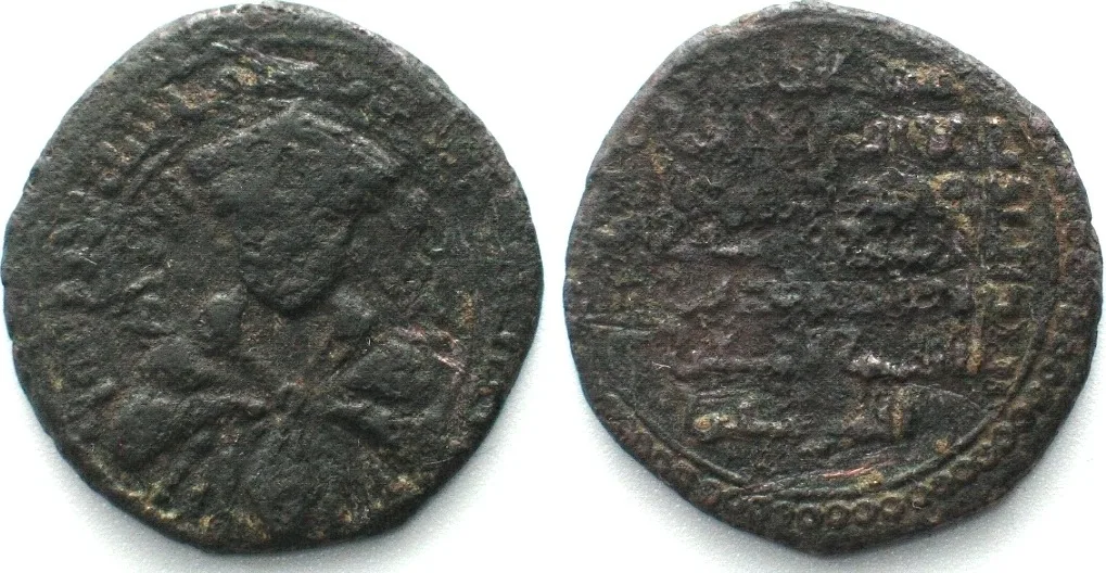 1200-1210 AYYUBIDS of MAYYAFARIQIN & SINJAR. AE Dirham, al-Awhad Najm al-Din Ayyub 1200-10 VF