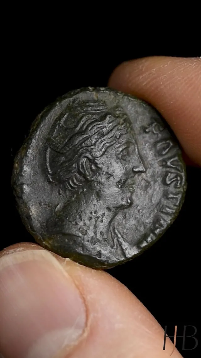 Faustina I, Diva. 40-as