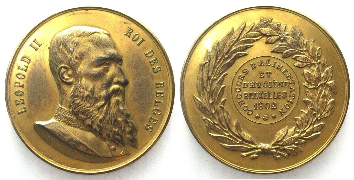 1902 FOOD AND HYGIENE COMPETITION BRUSSEL 1902 LEOPOLD II bronze gilt 63mm UNC-
