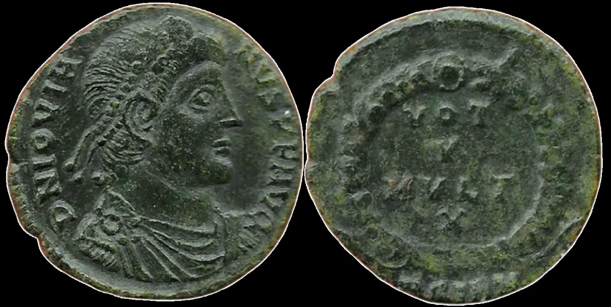 Jovian. 363-364 AD. AE 20mm 2,74gm Follis, Sirmium mint. Nice green patina. Very Fine. Scarce