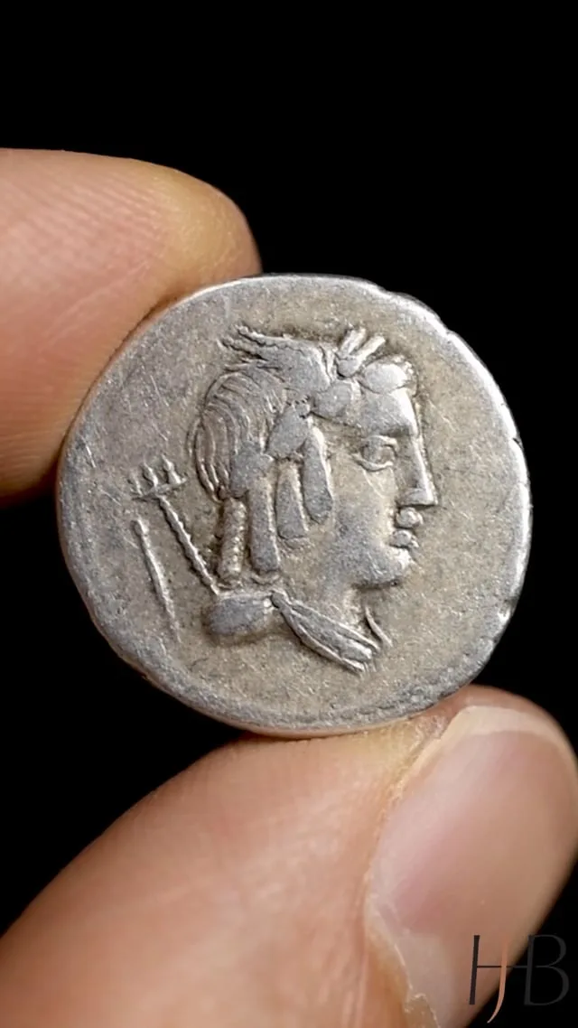 L. Julius Bursio. Denarius